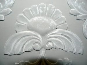 Molding highlighted with Annie Original